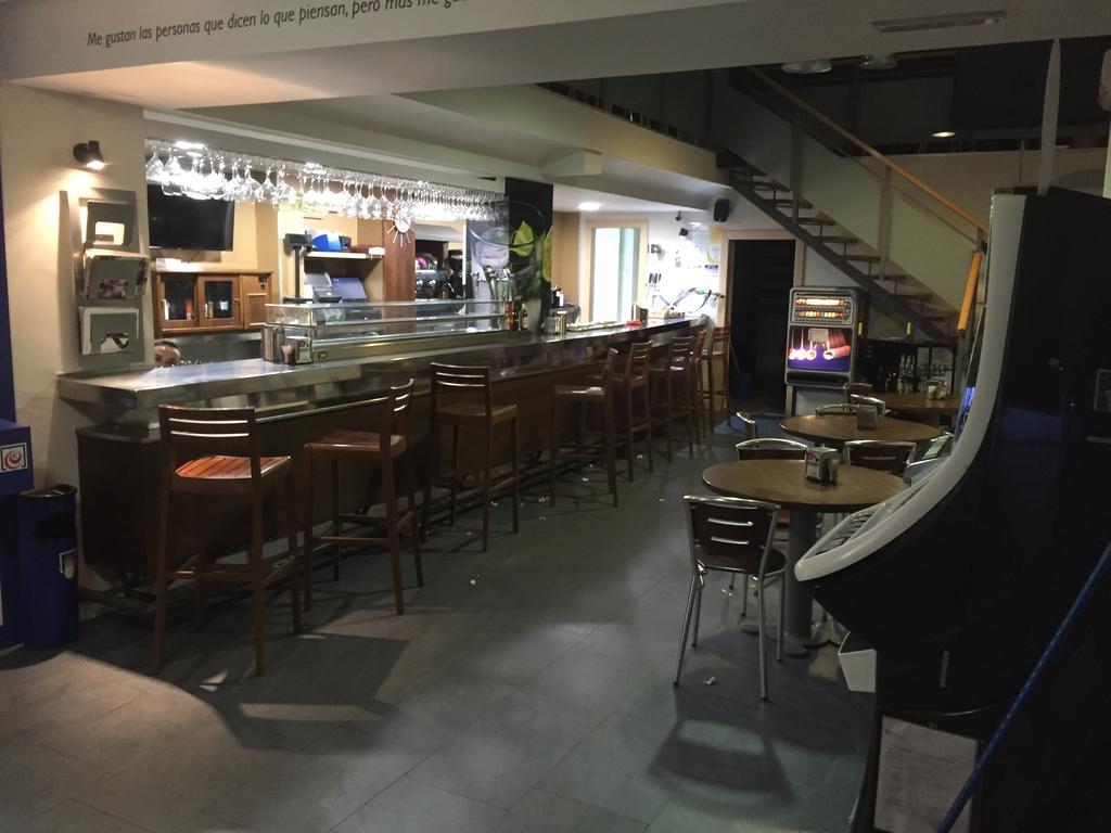 Pension Oasis ซามอรา ภายนอก รูปภาพ