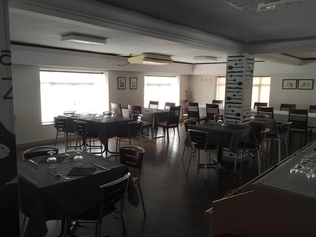 Pension Oasis ซามอรา ภายนอก รูปภาพ